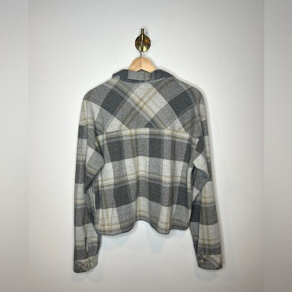 Thread & Supply Grey Plaid Crop Shacket - Picture 2 of 5